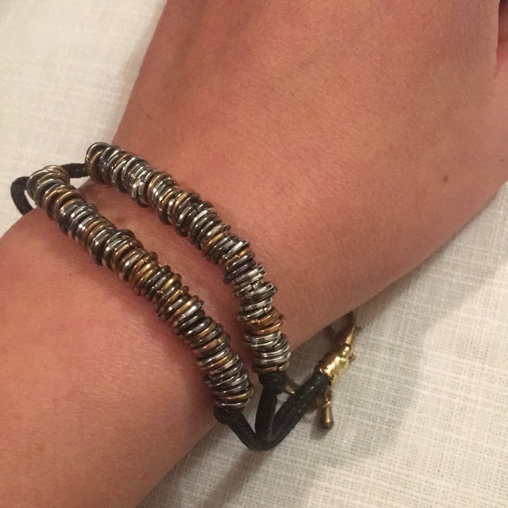 Metal Rings Bracelet - Picture 3 of 3